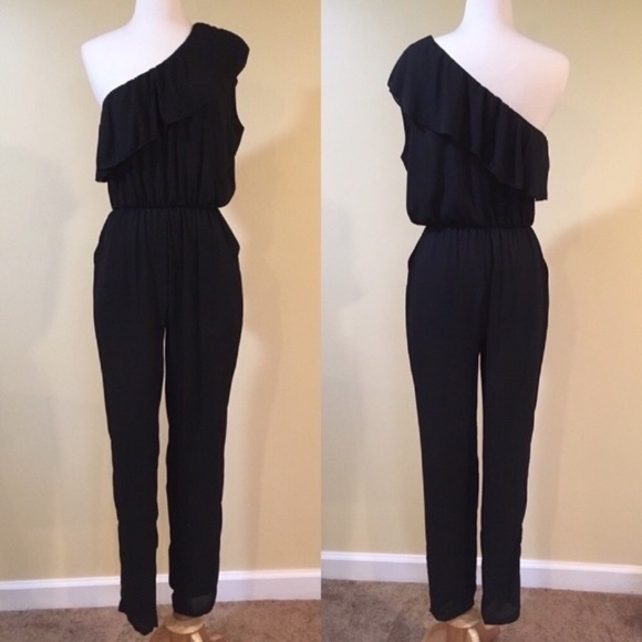 Off Shoulder Ruffled Chiffon Jumpsuit - Picture 5 of 7